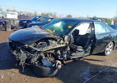 2012 Toyota Camry Se z USA, uszkodzony, nr VIN 4T1BF1FK0CU186864